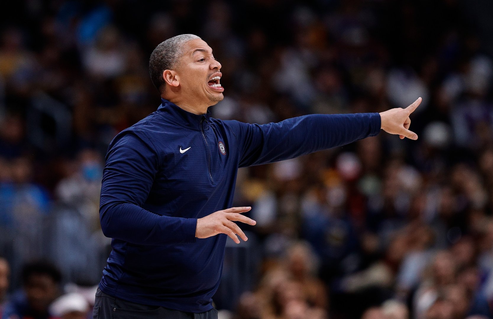 快船队主帅因病暂时离队,助教代理指挥比赛的简单介绍 快船队主帅因病暂时离队,助教代理指挥比赛的简单介绍