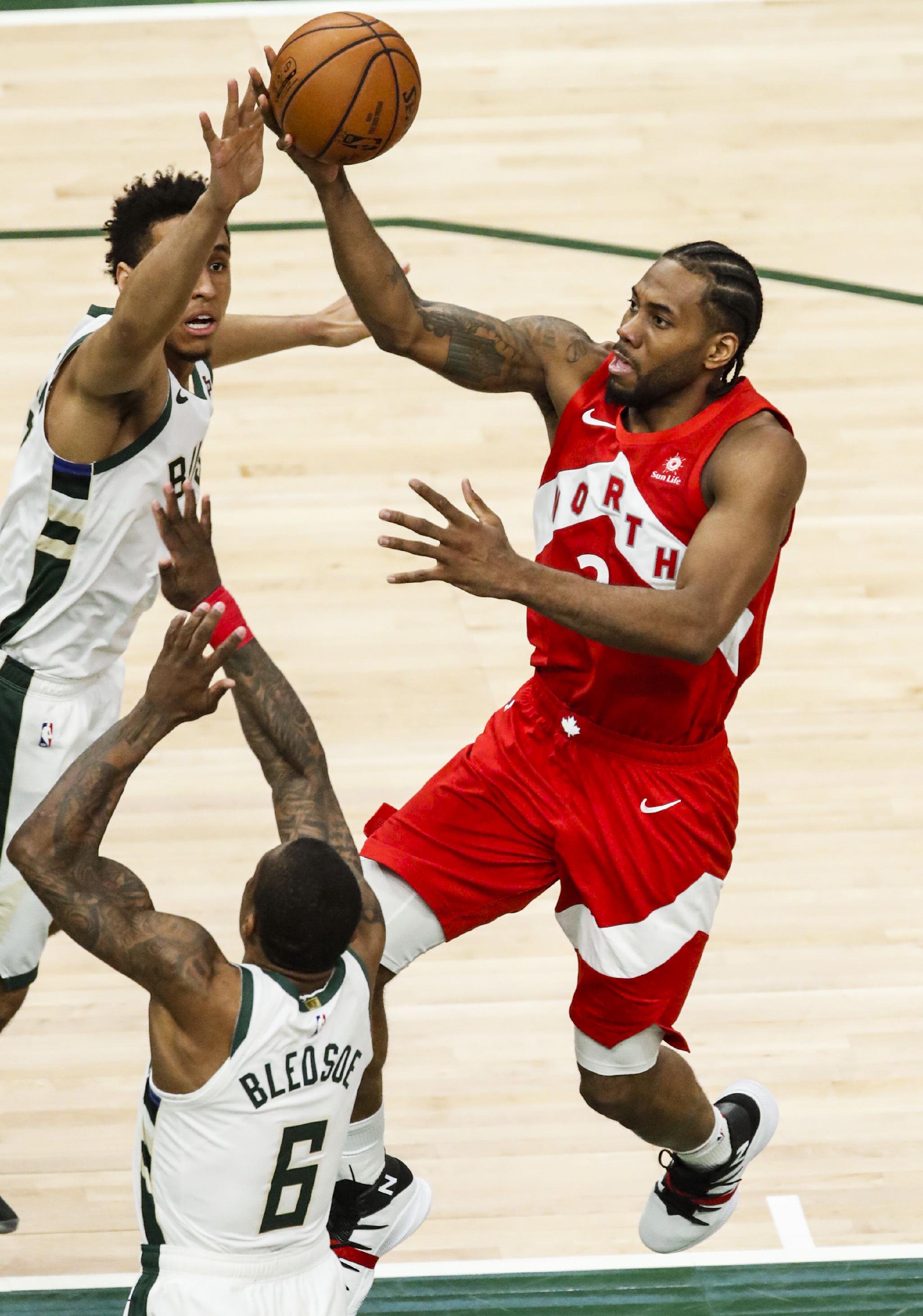 包含猛龙胜爵士,西亚卡姆砍下全场最高29分的词条 包含猛龙胜爵士,西亚卡姆砍下全场最高29分的词条