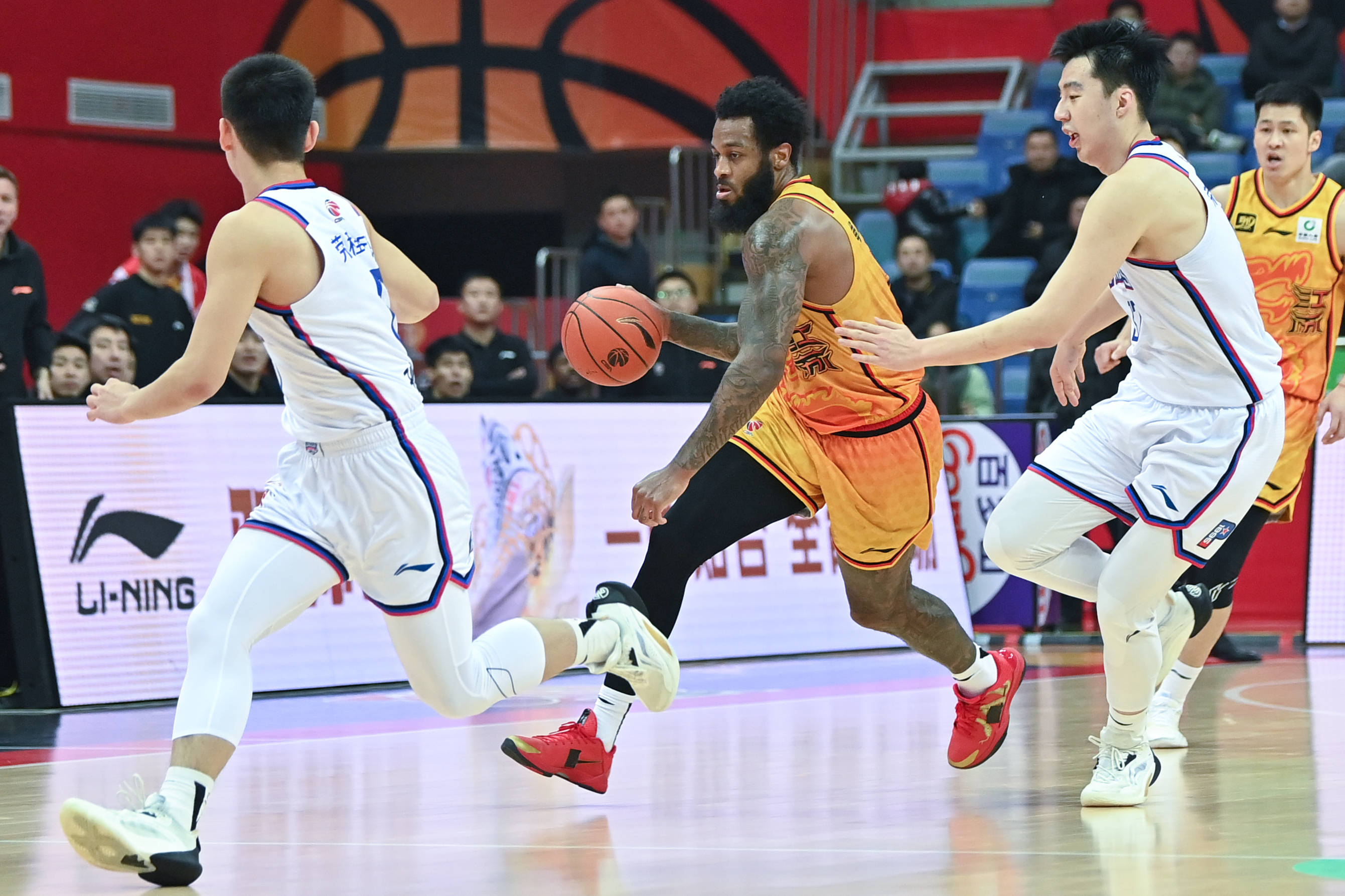 江苏肯帝亚队遭遇连败,危机四伏的简单介绍 江苏肯帝亚队遭遇连败,危机四伏的简单介绍