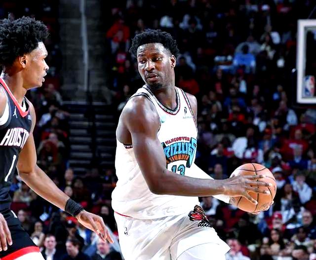 爱游戏注册-火箭逆转灰熊，挽回连败