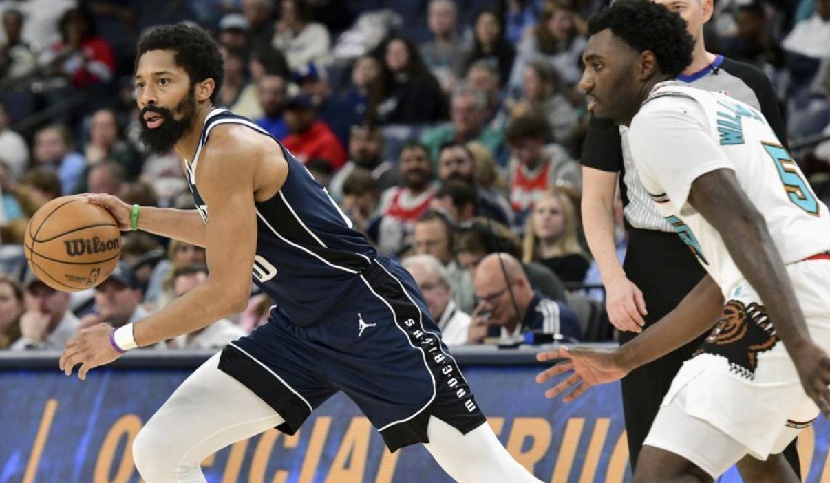 爱游戏下载-灰熊击败独行侠，莫兰特称赞队友