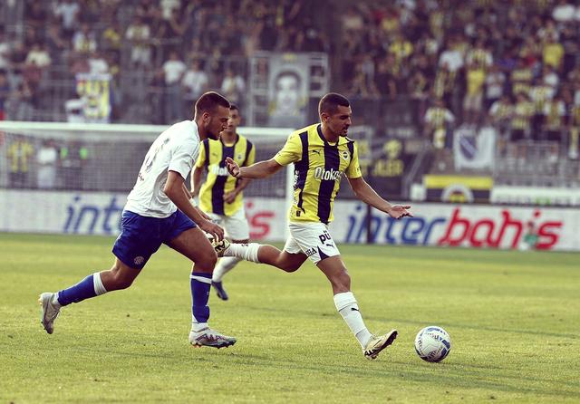 爱游戏网页版登录入口-包含葡萄牙豪门遭遇挑战，未能阻止对手进球的词条